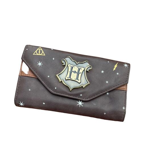 Harry Potter Hogwarts Metal Crest Foldover Flap Wallet Satchel Clutch Purse - Picture 1 of 8